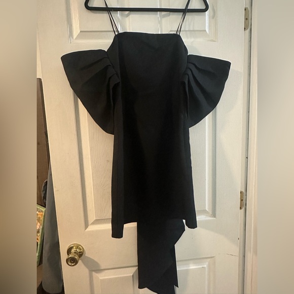 Elliatt Calypso Dress! Size small new with tags! - Picture 4 of 5